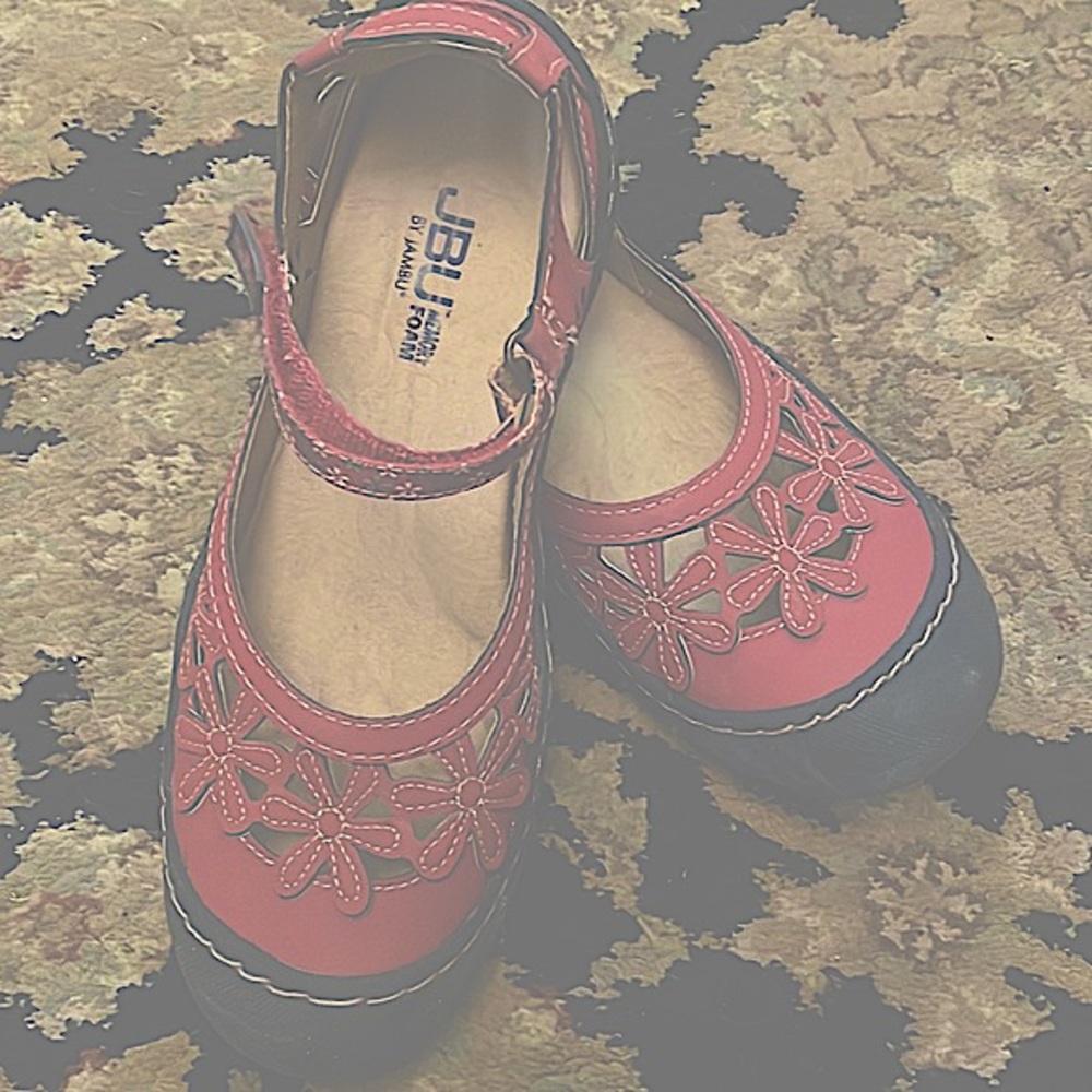 COPY -BLACK* shoes. for the BLACK *pair of shoes. Velcro strap MaryJanes